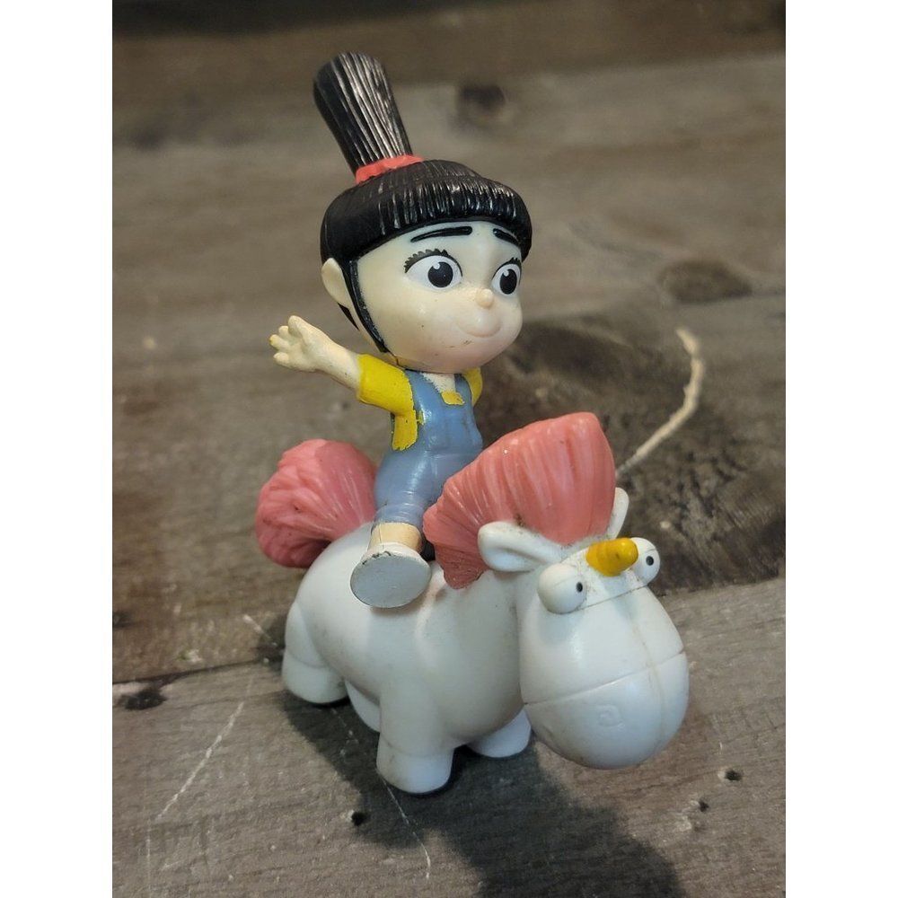 McDonald's 2017 Despicable Me Agnes unicorn toy figure